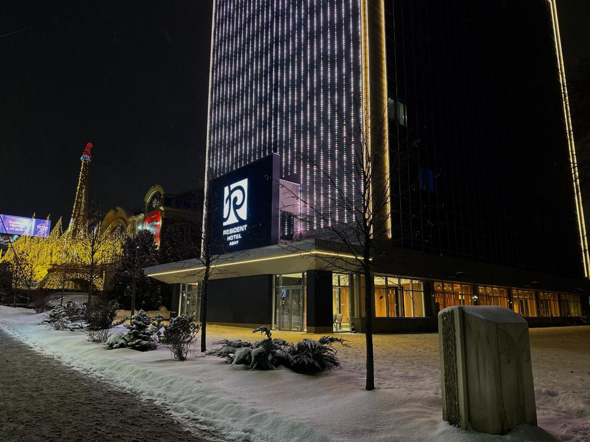 Resident Hotel Abay Almaty Exterior foto